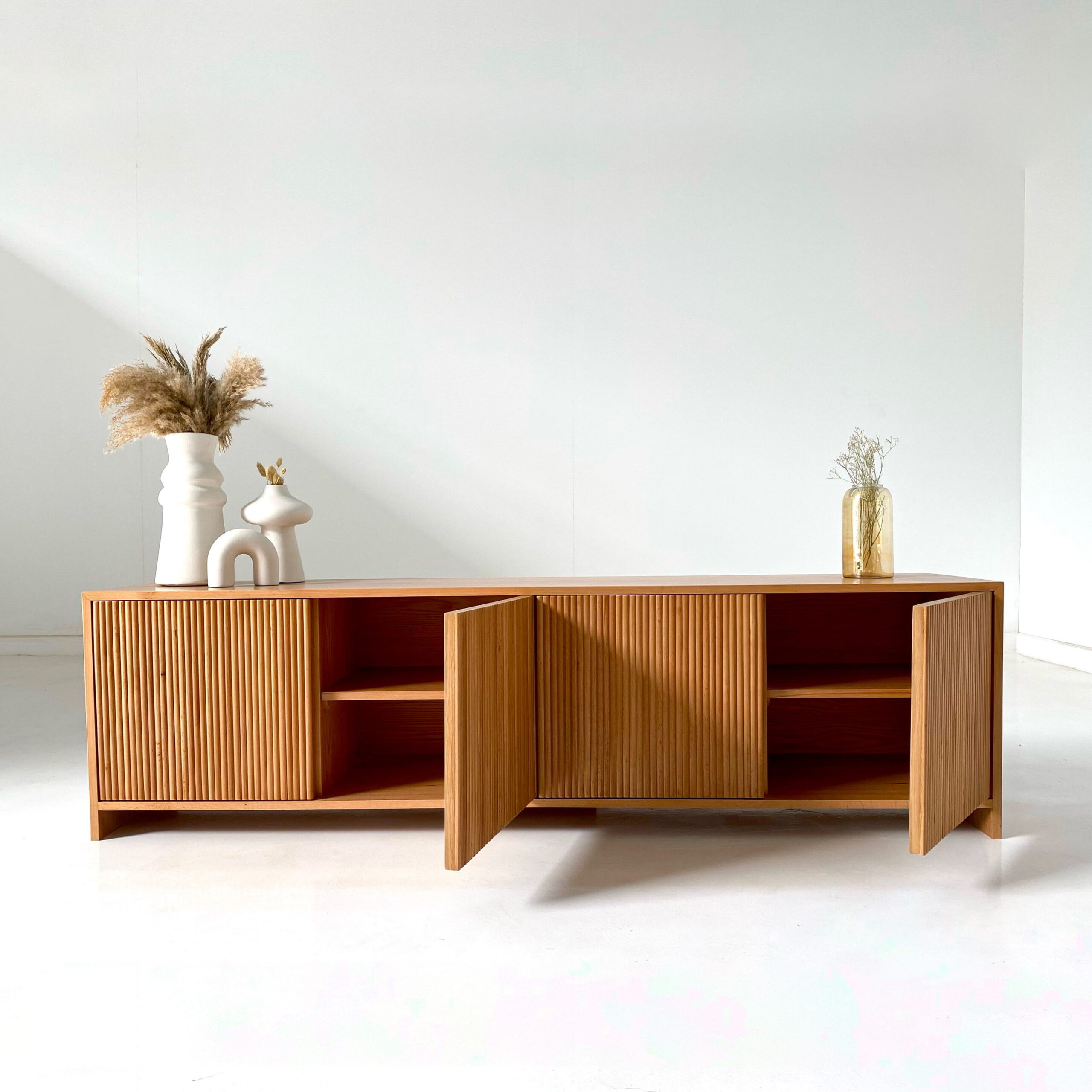 Fluted Beech Wood and Natural Oak Veneer TV Unit - Image 2