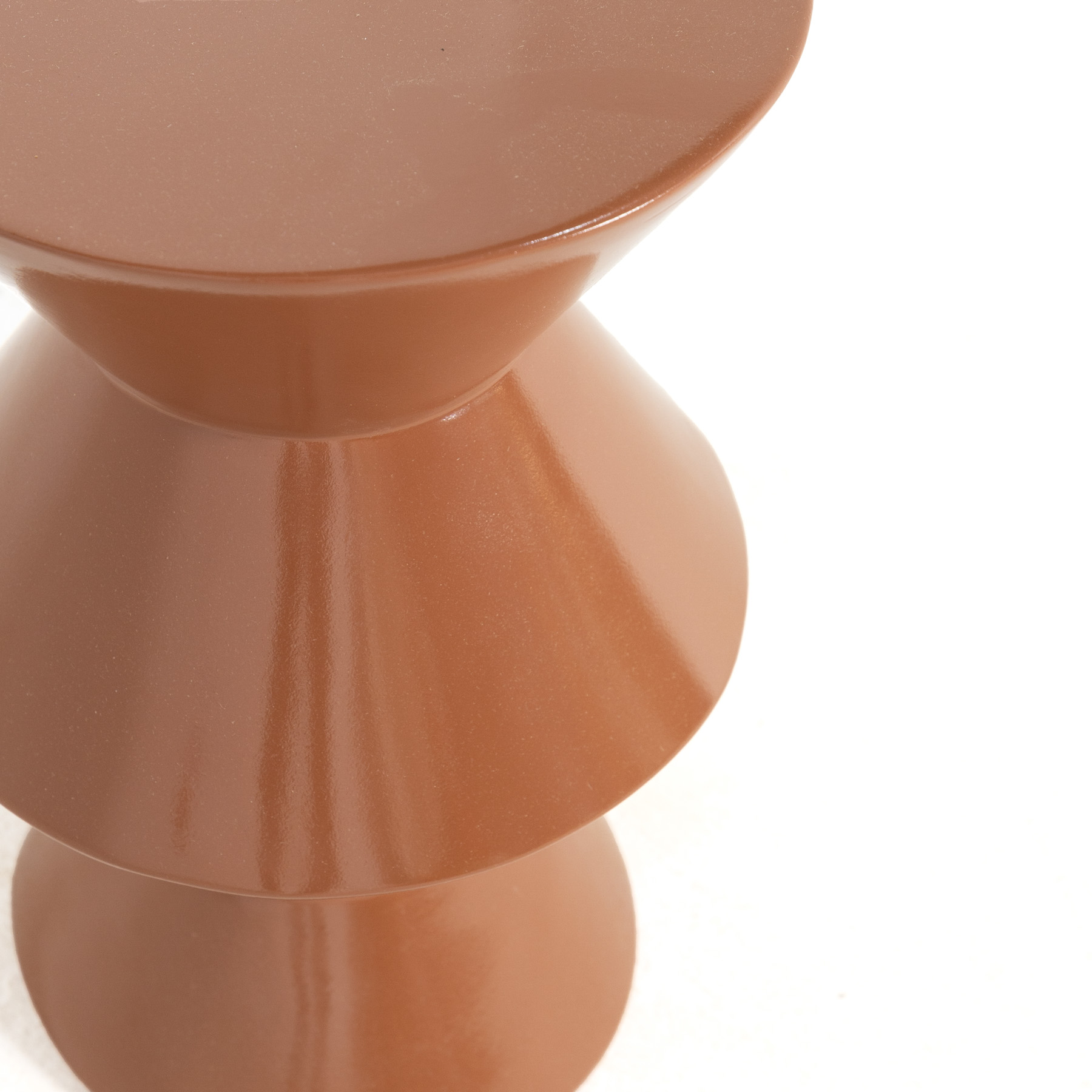 Cora Zigzag Side Table – Modern Fiberglass Accent Piece - Image 4
