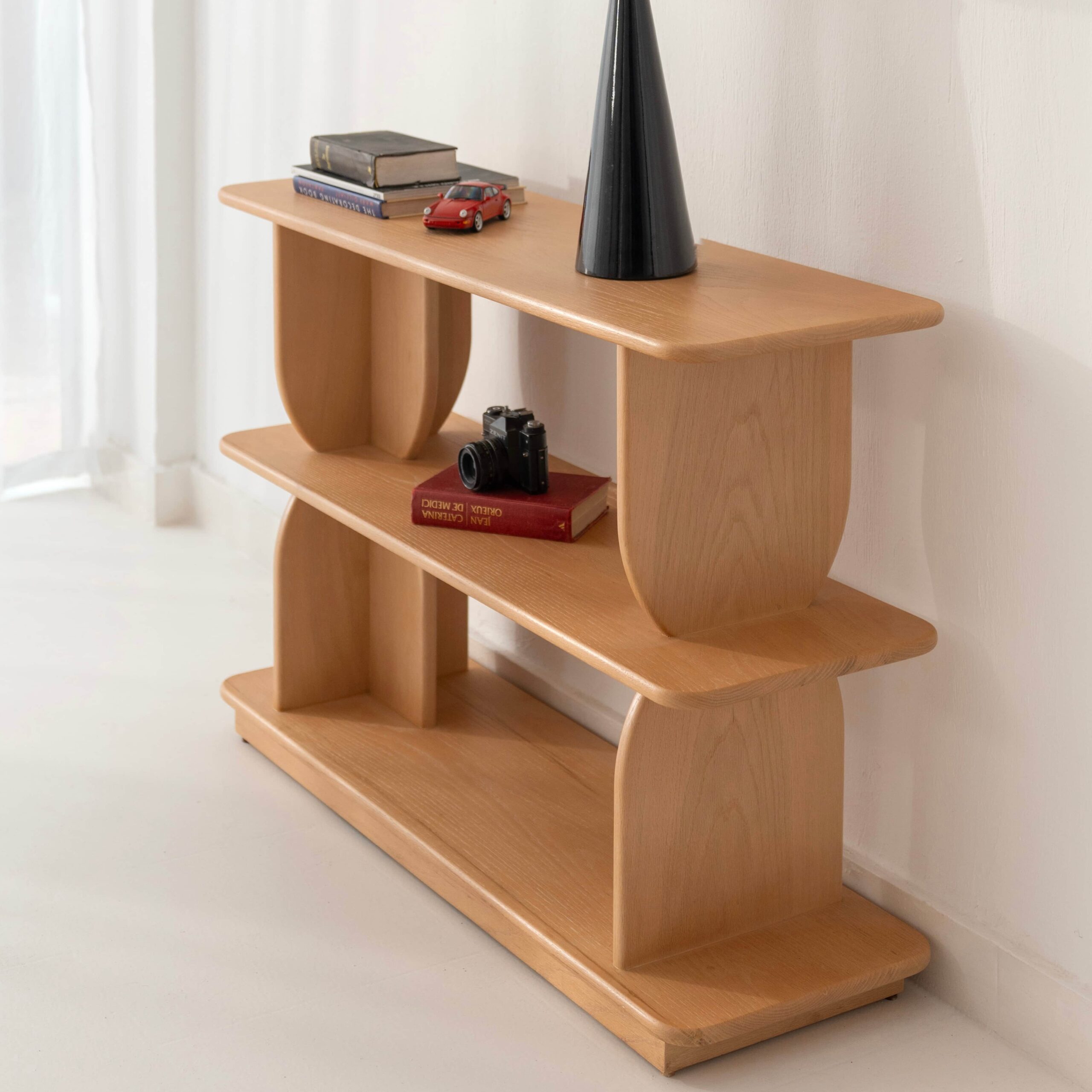 Lira Console - Image 3